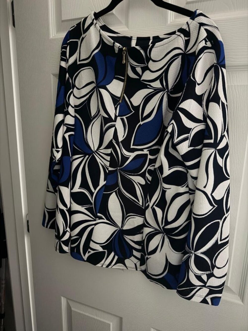 Susan Graver Blue Printed Textured Knit Long Sleeve Top w/ Back Zipper Size 1X